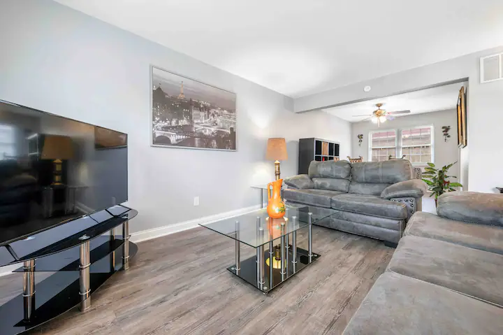 Broadway Gardens Retreat